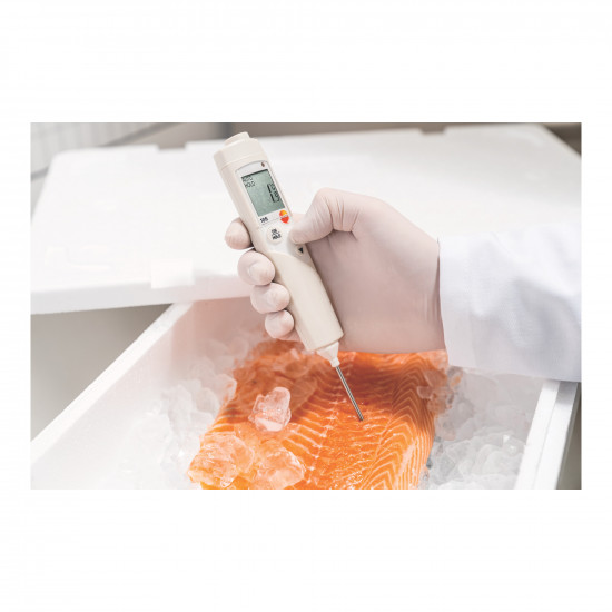 Testo 106 საკვების თერმომეტრის ნაკრები – TopSafe დამცავი ქეისი (IP67), −50…+275 °C, ±0,5 °C, Ø2,2 mm წვრილი წვერი, სიგნალიზაციით (0563 1063)