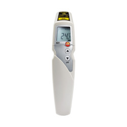 Testo 831 Infrared Thermometer for Food – −30…+210 °C, 30:1 Optics, 2-Point Laser, Adjustable Emissivity, Alarm (0560 8316)