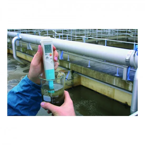 Testo 206 pH1 Sıvılar İçin pH Metre Başlangıç Seti – pH/Sıcaklık Ölçer, pH 4 ve 7 Tampon Çözelti, TopSafe IP68, Alüminyum Çanta (0563 2065)