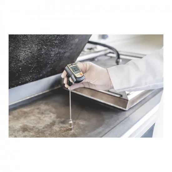 Testo 905-T2 Yüzey Termometresi – Yaylı K Tipi Termokupl Uç, −50…+350 °C (Kısa Süreli +500 °C), Boru ve Tesisat Yüzey Ölçümü (0560 9056)