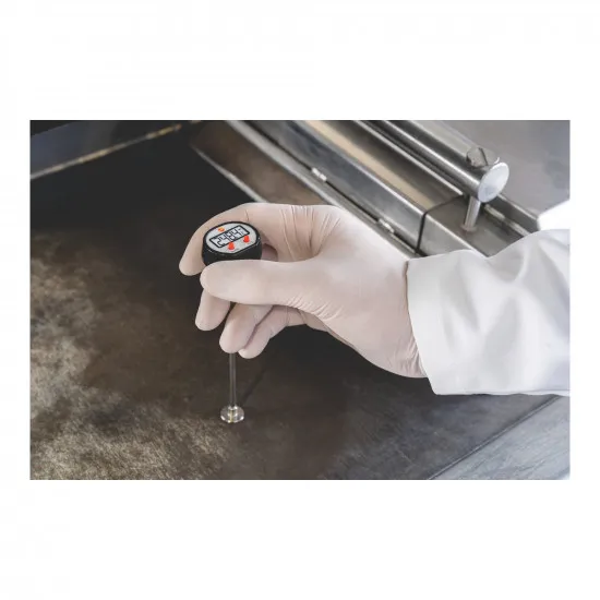 Testo Mini Dijital Yüzey Termometresi – −50…+300 °C, Ø15 mm Geniş Ölçüm Ucu, 120 mm Prob, Isıtma Tesisatı ve Klima İçin (0560 1109)